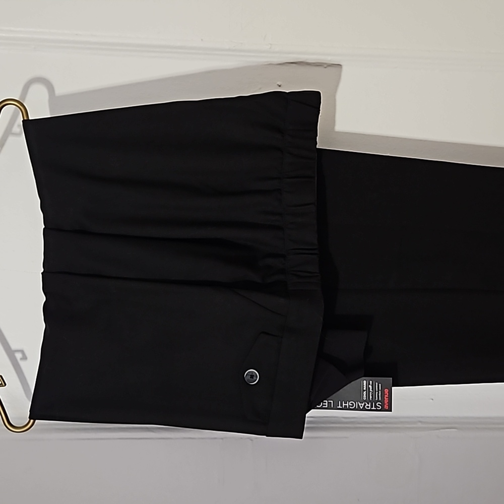 Women's Avenue Black Pants 24A